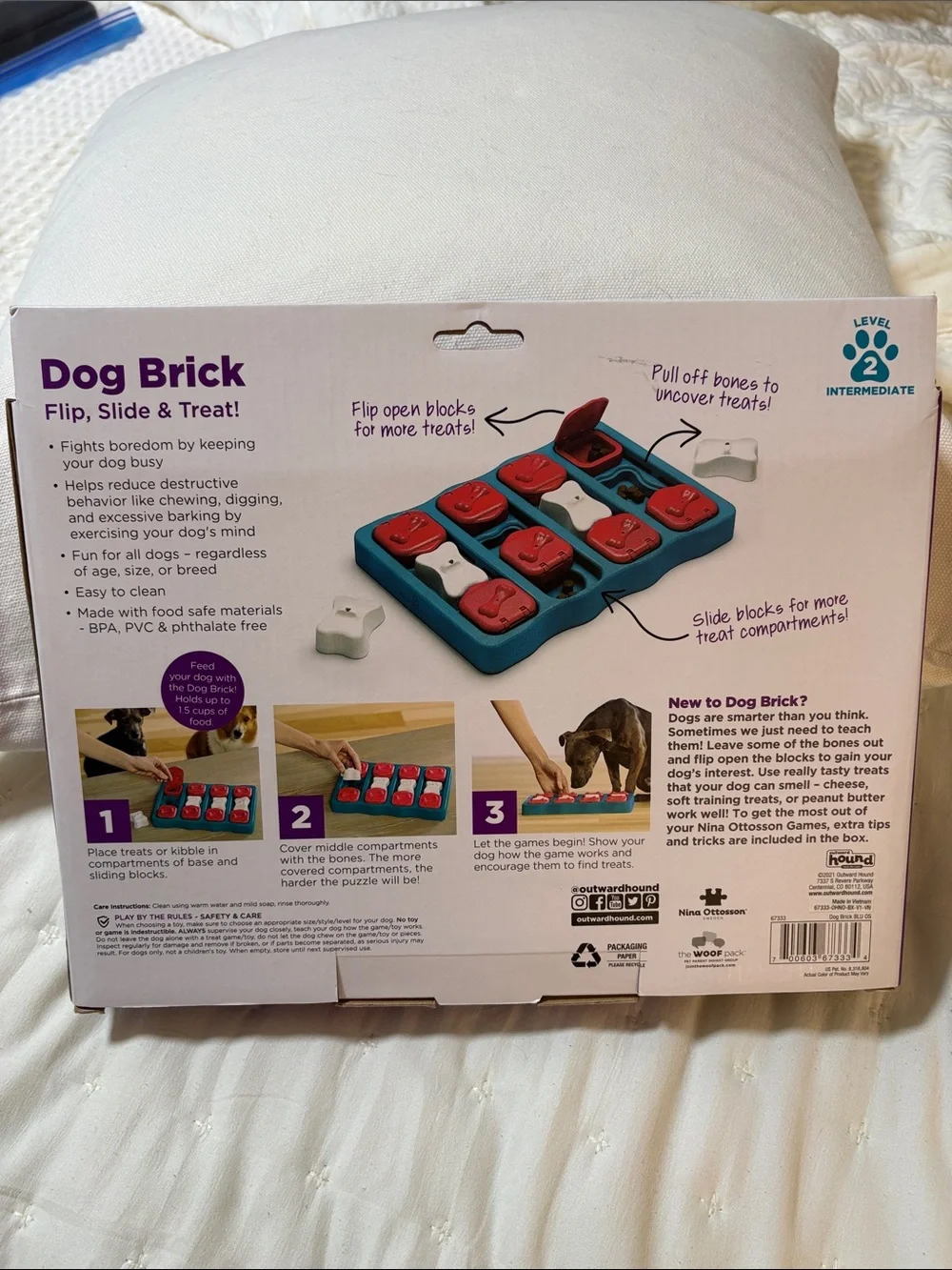Outward Hound New in Box Dog Brick Treat Puzzle Toy - Purple & Blue